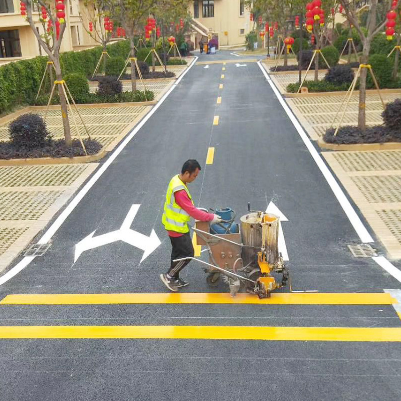 工廠道路標(biāo)線(xiàn)瀝青工程 鄉(xiāng)村公路熱熔劃線(xiàn) 施工高速村鎮(zhèn)路車(chē)位劃線(xiàn)