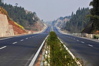 交通動態(tài) | 內威榮高速榮縣東入口、敘永水潦鋪跨省大橋快通車啦!_社會_網(wǎng)
