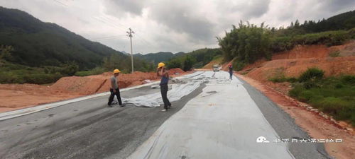 國道g235線尤溪西城至新陽 大田界 公路工程一期開展路面結構層施工